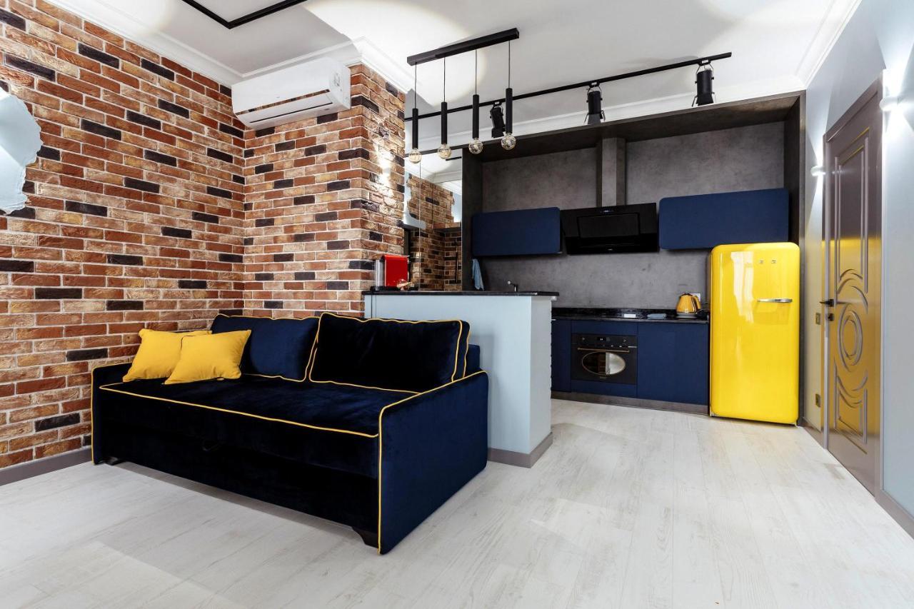 Vip Apartments With Sea View In Odessa Exterior photo