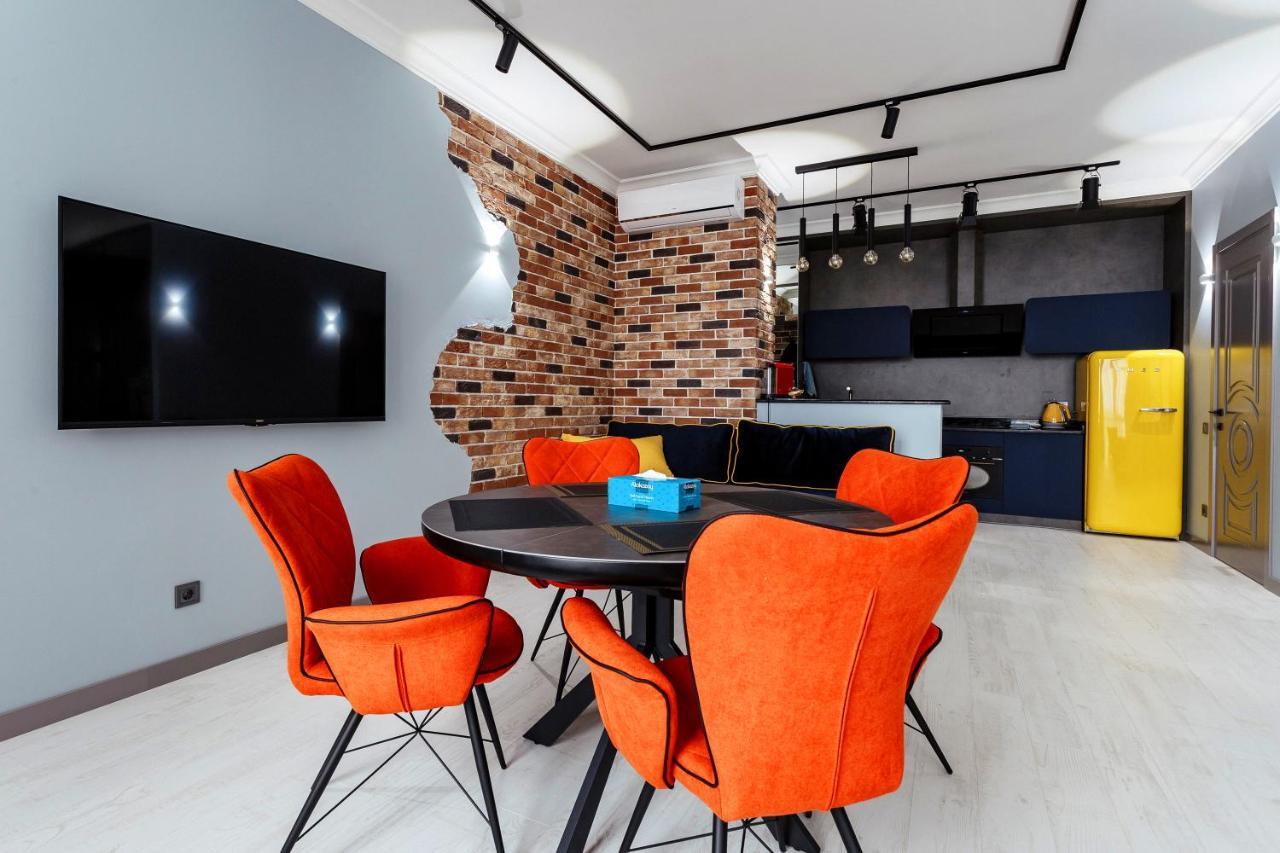 Vip Apartments With Sea View In Odessa Exterior photo